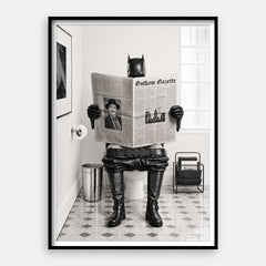 Bathroom Break — Kunsttrykk vertikal #01